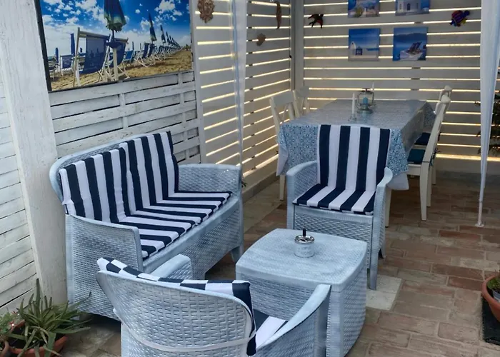 לינה וארוחת בוקר Valentina Versilia וירג'יו