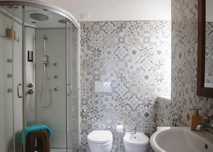 Valentina Versilia לינה וארוחת בוקר וירג'יו