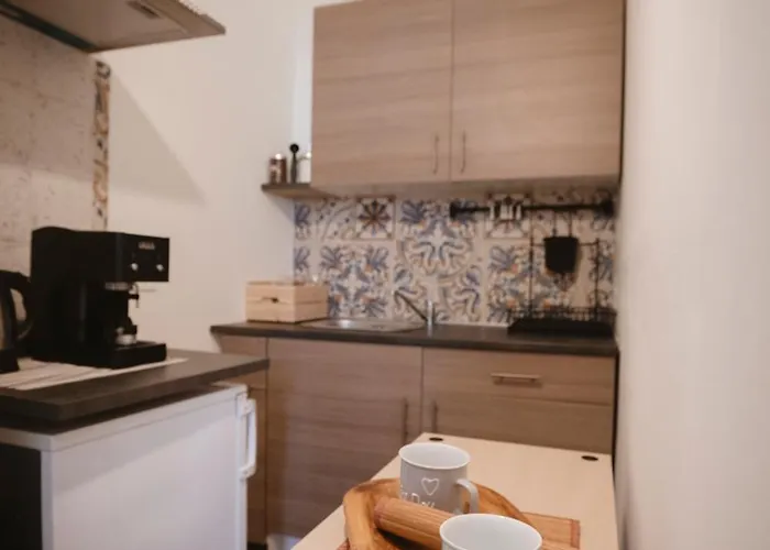 Valentina Versilia 4* וירג'יו